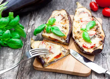 Aubergines farcies à la mozzarella