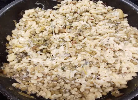 Coquillettes poireaux petits pois