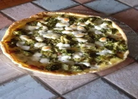 Tarte aux brocolis jambon et feta