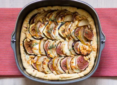 Tarte à la figue, à la poire et au fromage de chèvre au airfryer