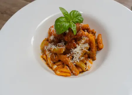 Gnocchetti à la sauce tomate et au basilic
