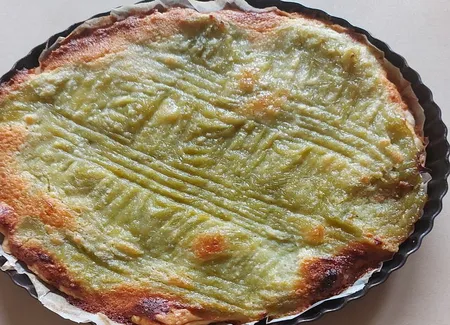 Tarte à la rhubarbe sur crème d'amande à l'orange