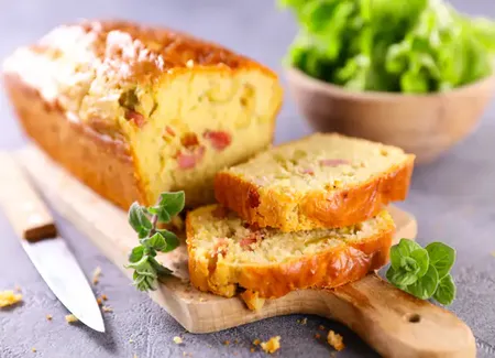 Cake au jambon et aux olives au airfryer