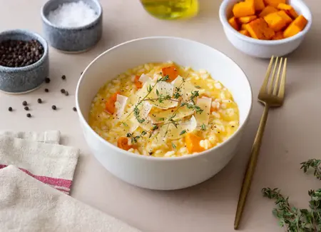 Risotto à la courge, parmesan et bouillon kub® herbes et huile d’olive maggi®