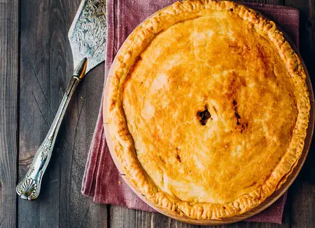 Tourtiere quebecoise