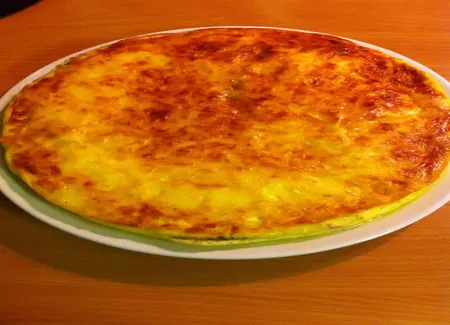 Quiche sans pâte au jambon et au gruyère