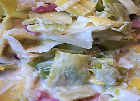 Crème de poireaux au lardons, façon vapeur