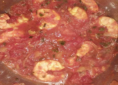 Crevettes à la tomate façon créole