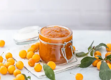 Confiture de mirabelles à la cannelle