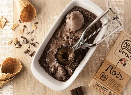 Glace au chocolat noir facile sans sorbetière nestlé dessert®