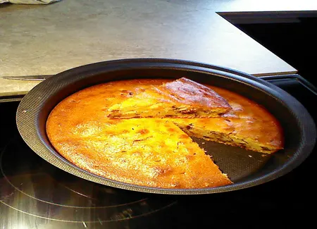 Gâteau au yaourt à la poudre de noisettes & pépites de chocolat