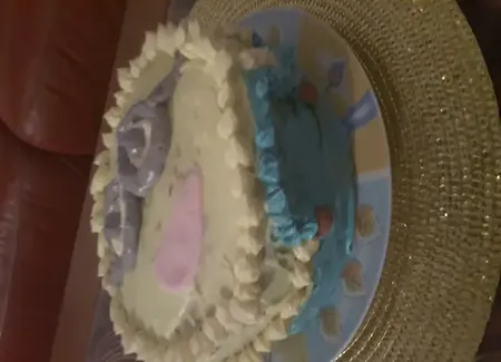 Gâteau de savoie à la crème au beurre