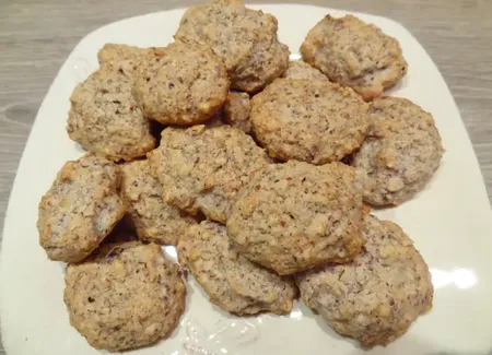 Brutti e buoni ( biscuits italiens amandes et noisettes )