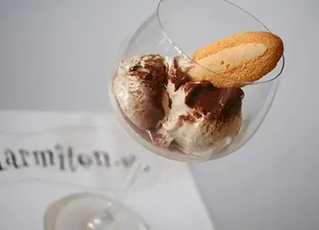 Glace légère au tiramisu
