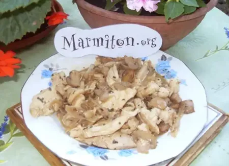 Blancs de poulet au basilic et vin blanc