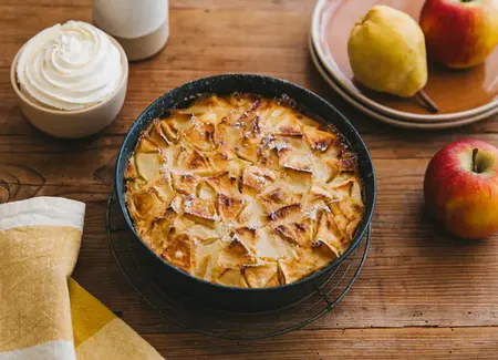Clafoutis pommes-poires au miel & crème vanille