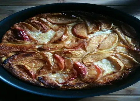 Clafoutis aux pommes et beurre salé