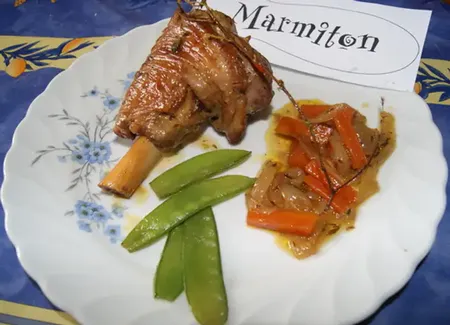 Souris d'agneau confites et carottes fondantes