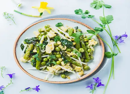 Wok de légumes aux œufs