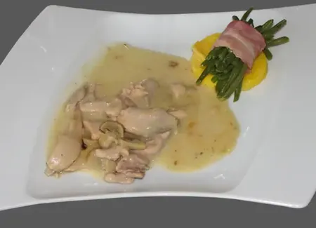 Emincé de poulet au monbazillac