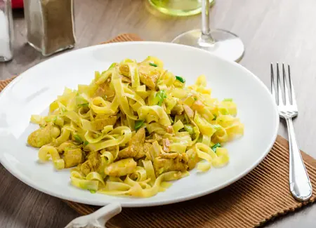 Tagliatelles au curry