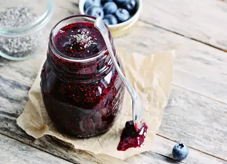 Confiture de baies d'amélanchier