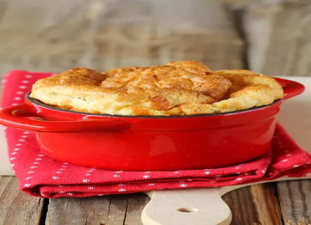 Soufflé à la mozzarella et à l'emmental