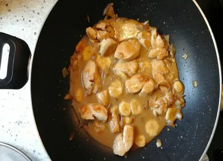 Suprêmes de poulet aux saveurs exotiques