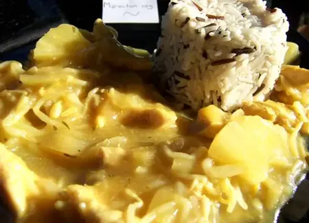 Porc au soja, ananas et curry