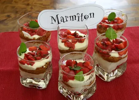 Verrines fraises menthe spéculoos