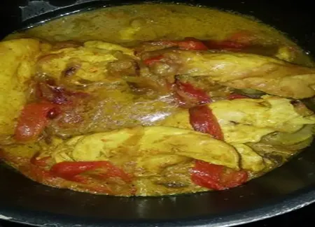 Aiguillettes de poulet au curry et aux poivrons
