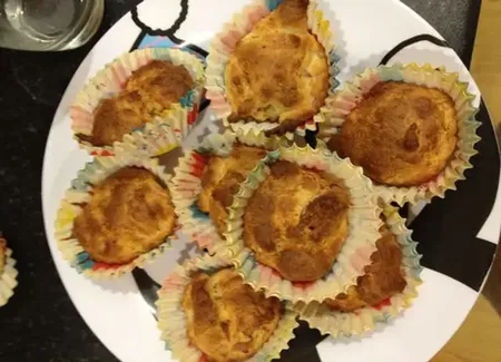 Muffins au fromage et au jambon cru
