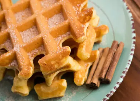 Gaufres à la cannelle à l'ancienne