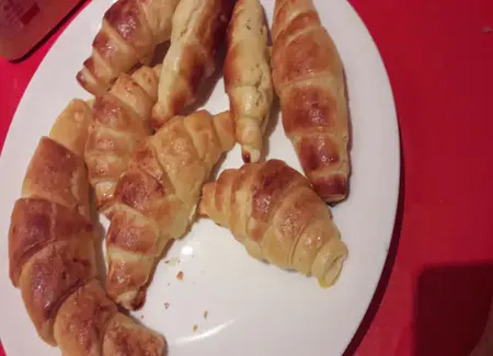 Croissants au beurre maison