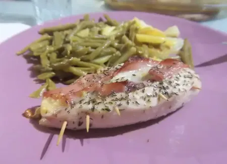 Poulet roulé au bacon et chèvre