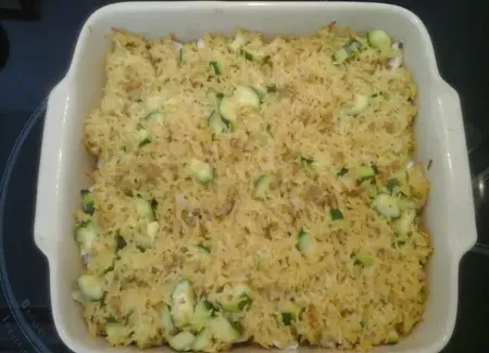 Gratin de poisson, courgettes et riz au curry