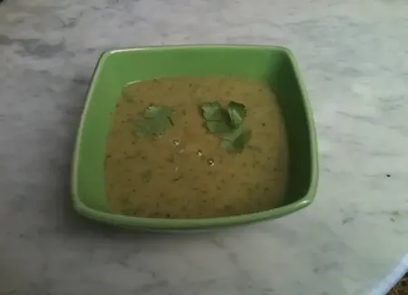 Soupe aux courgettes et pois chiches