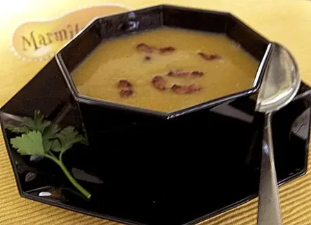 Soupe au chou de savoie et lardons