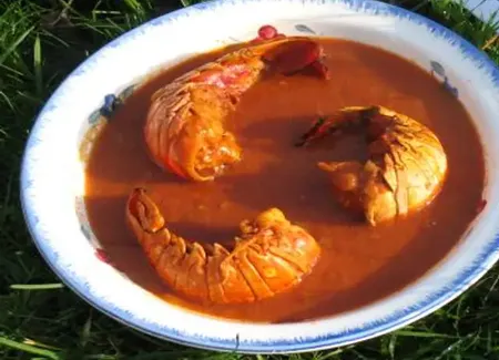 Queues de langoustes façon sauce américaine