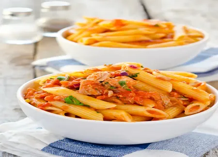 Pâtes au thon et à la tomate
