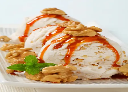 Glace aux noix