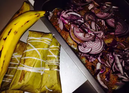 Tilapia et bananes plantins