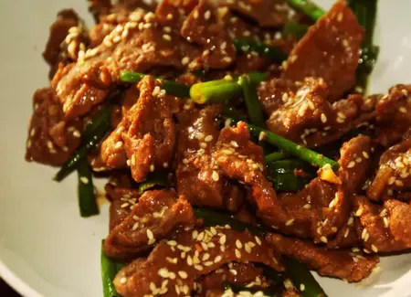 Boeuf émincé à la chinoise