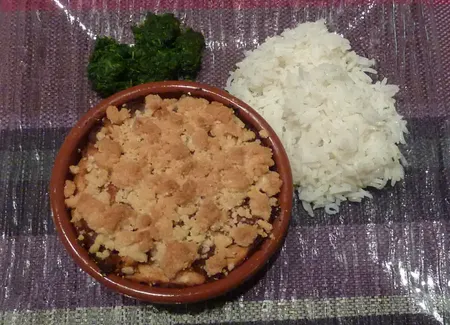 Crumble de poulet à la tomate