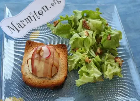 Crottins gratinés au lard