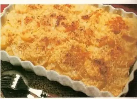 Gratin de pommes de terre aux filets de poisson