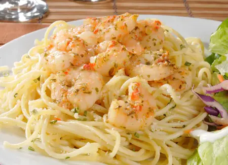 Crevettes sautées aux herbes de provences