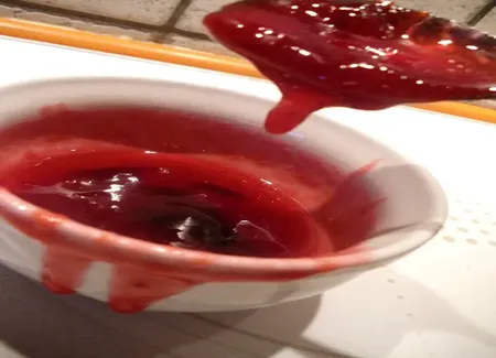 Confiture de quetsches à la cannelle