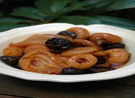 Fruits secs au thé