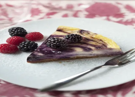 Cheesecake marbré aux myrtilles